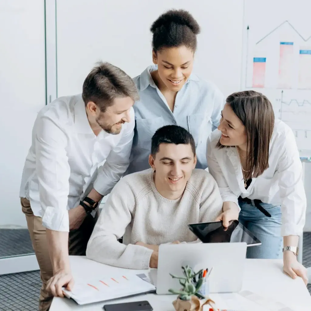 Equipo Rafaloni apoyando a emprendedores y PyMEs